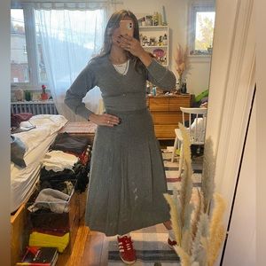 T by Alexander Wang V neck cropped sweater